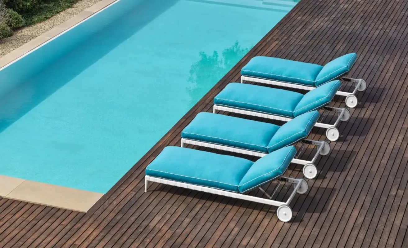 Atlante Daybed Outdoor – Flexform at Mesmetric