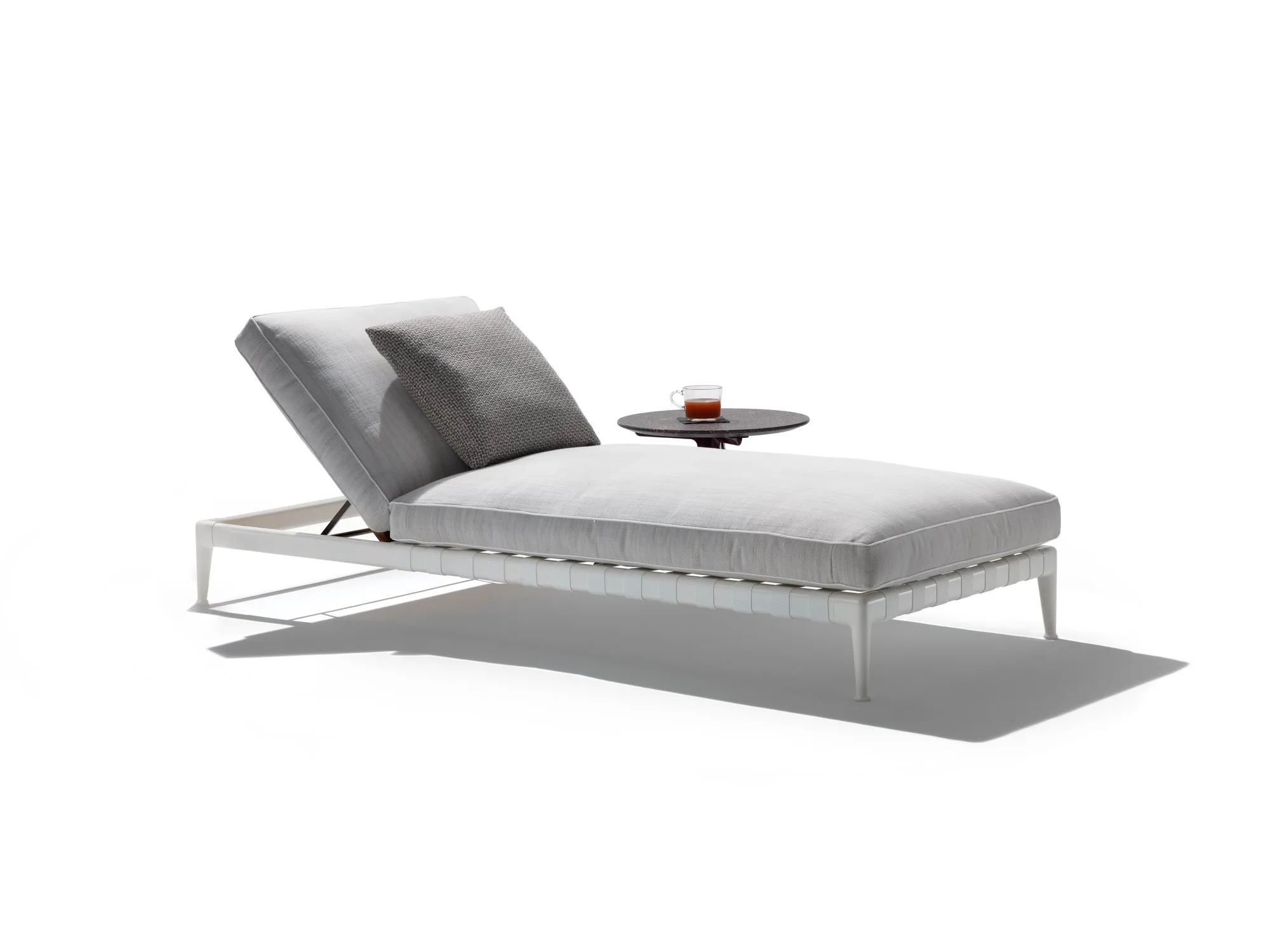 Atlante Daybed Outdoor – Flexform at Mesmetric