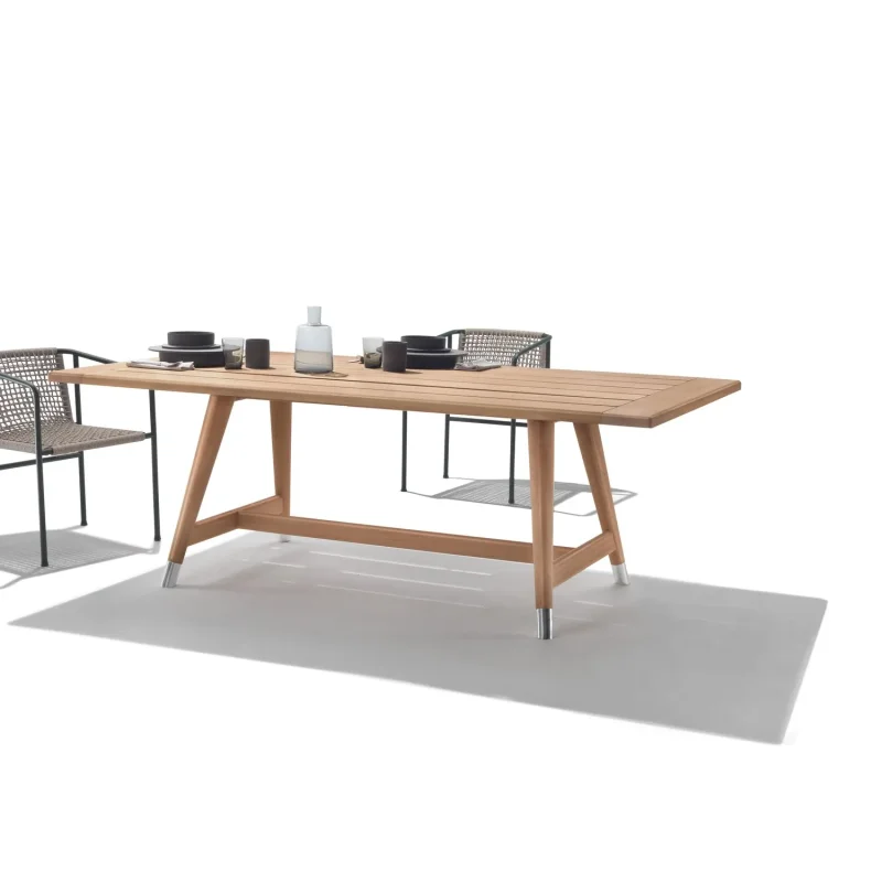 Desco Outdoor – Flexform at Mesmetric
