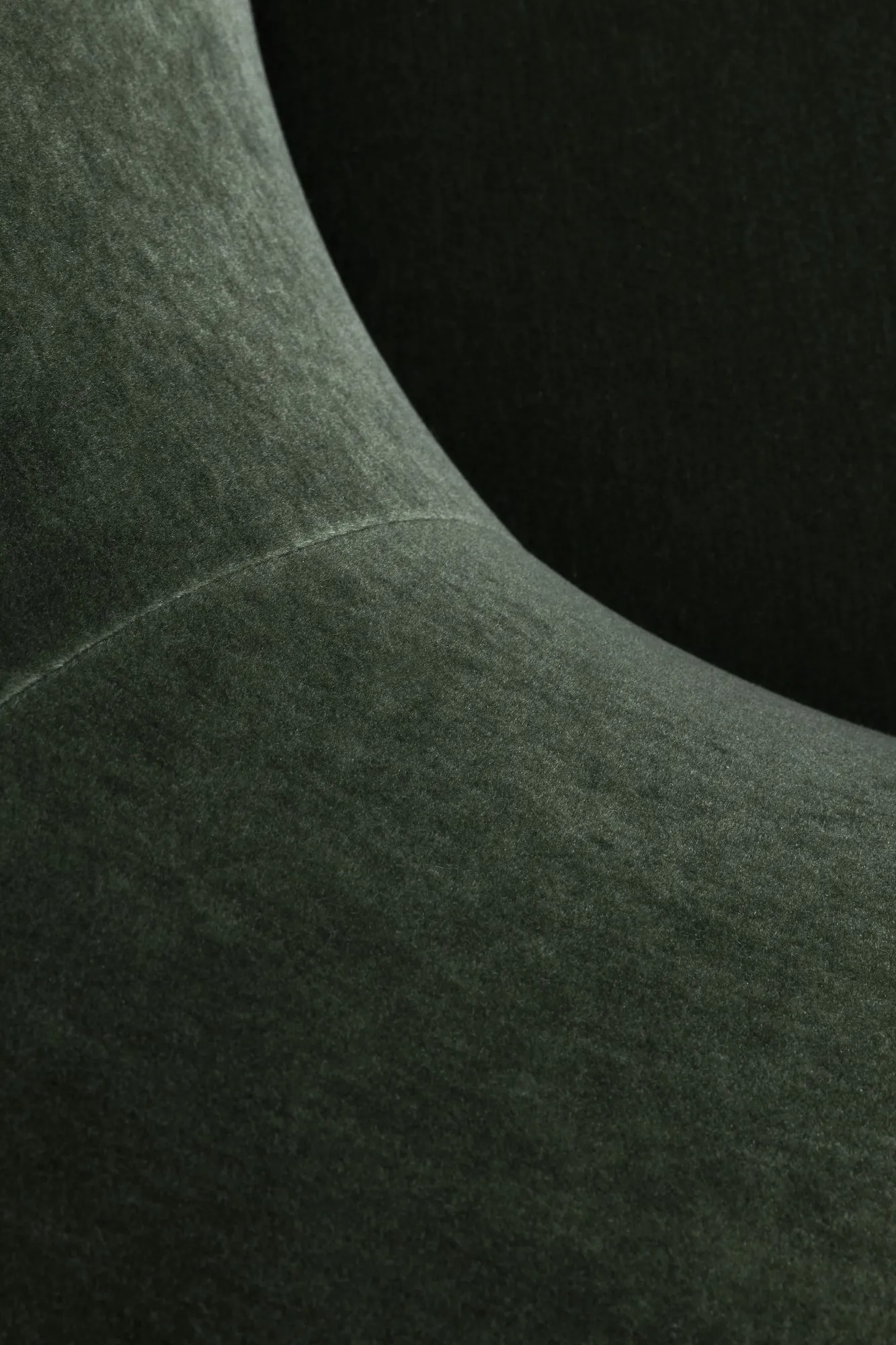 Aldora – Moooi at Mesmetric