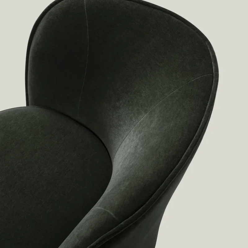 Aldora – Moooi at Mesmetric