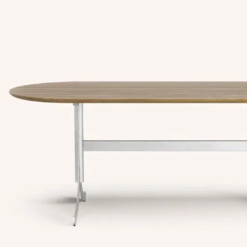 Atlas table outdoor – Swedese at Mesmetric