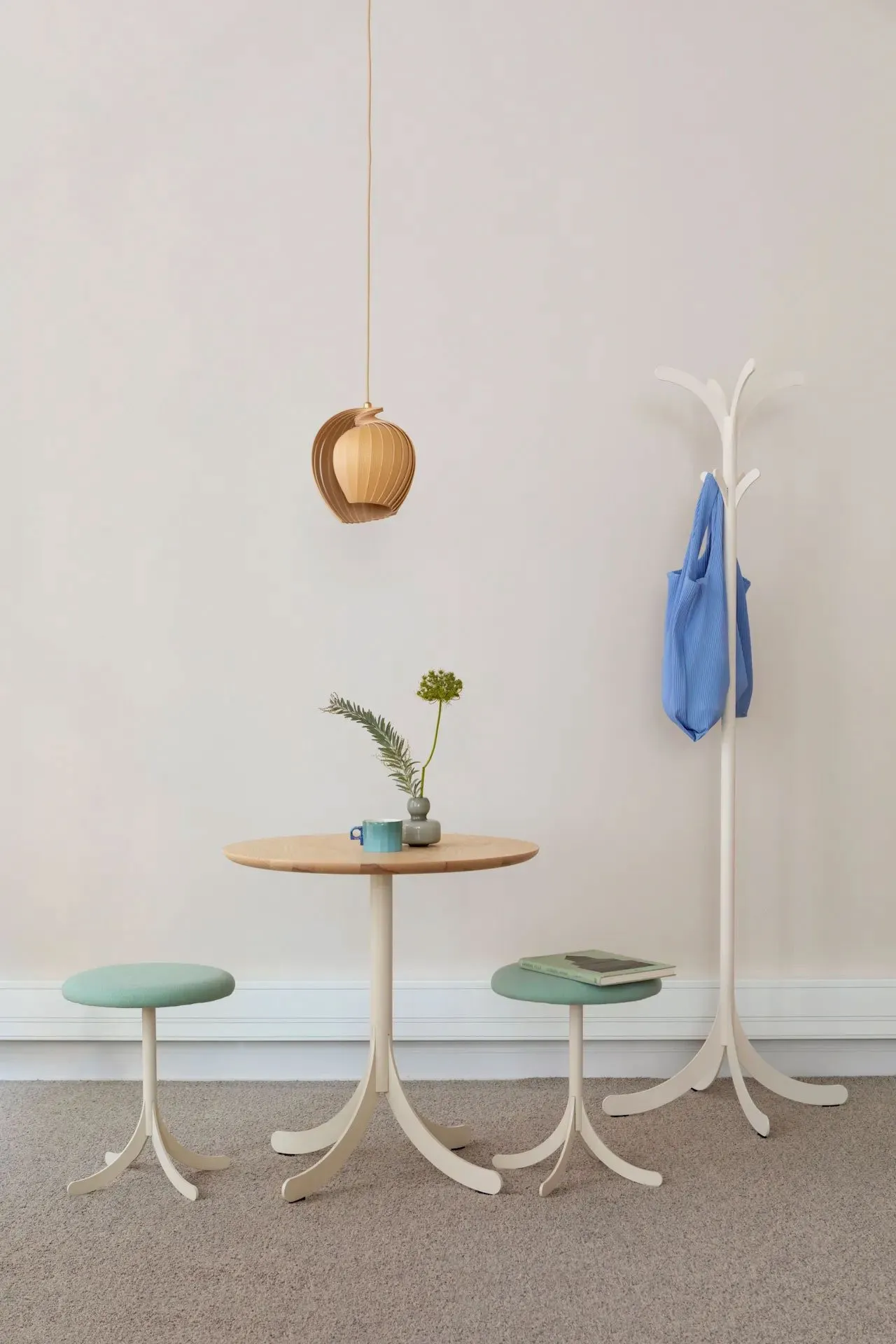 Atlas table round & oval - Swedese w Mesmetric
