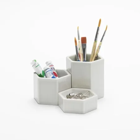 Hexagonal containers