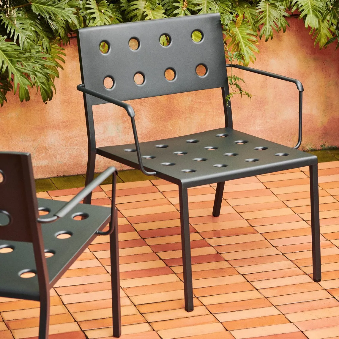 Balcony lounge arms outdoor - Hay w Mesmetric
