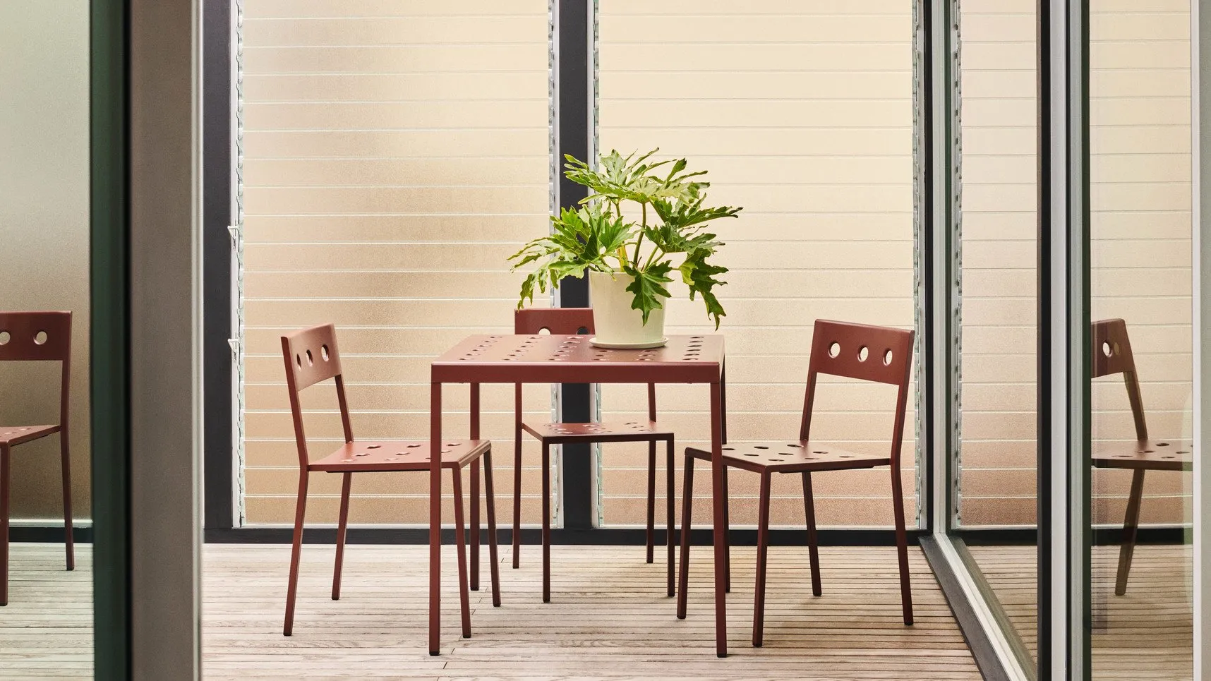 Balcony Table Outdoor – Hay at Mesmetric