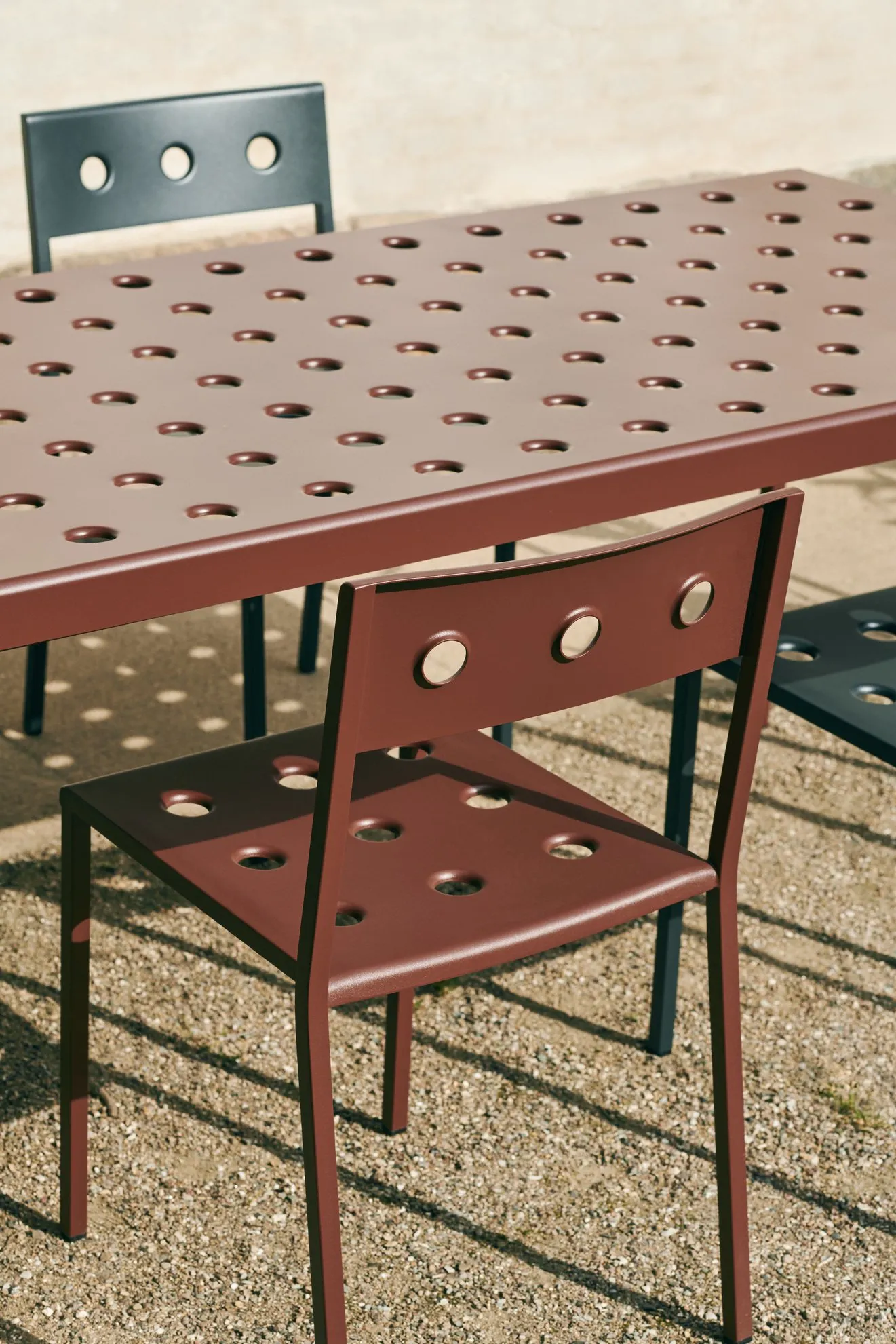 Balcony Table Outdoor – Hay at Mesmetric