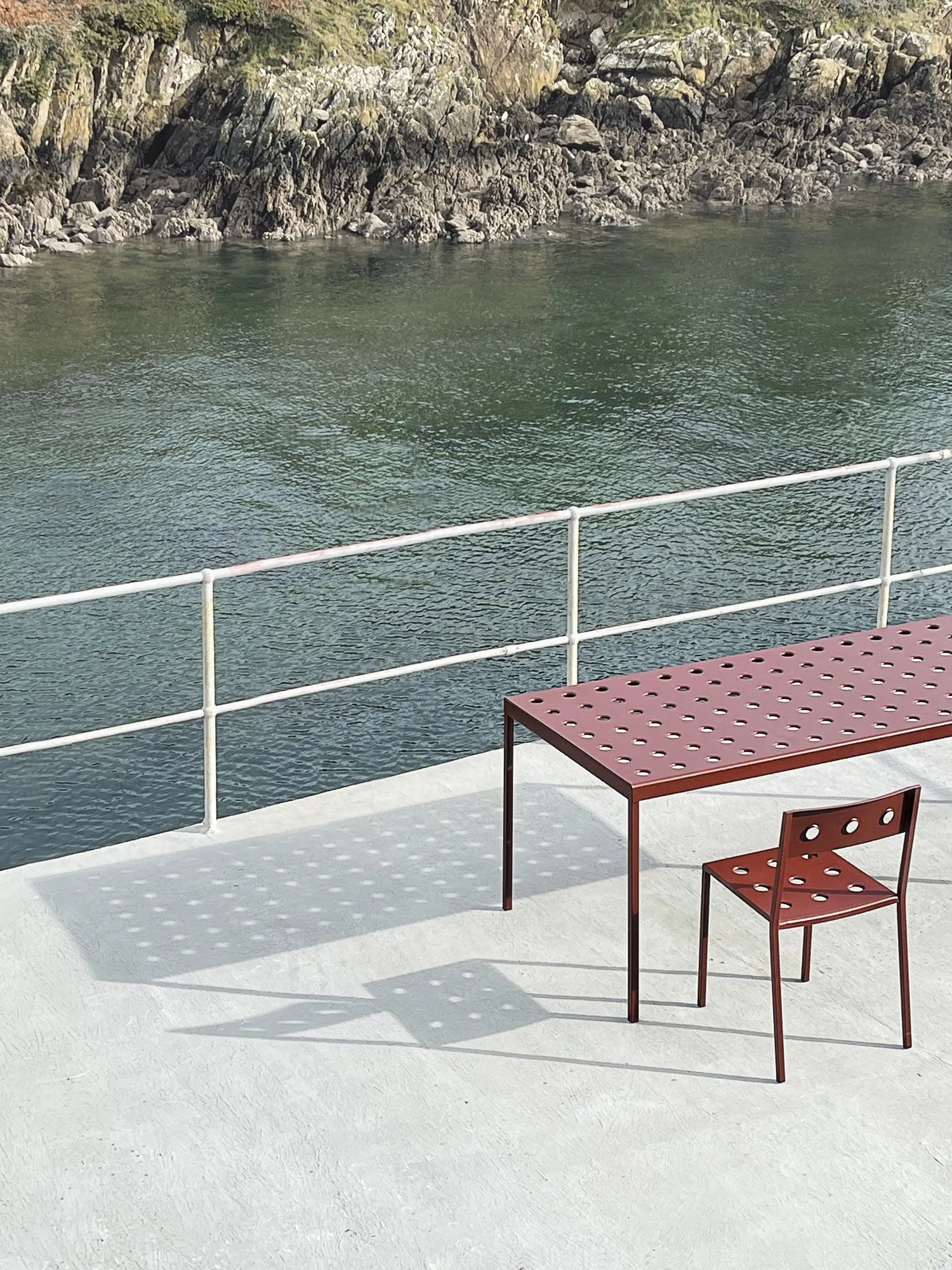 Balcony Table Outdoor – Hay at Mesmetric
