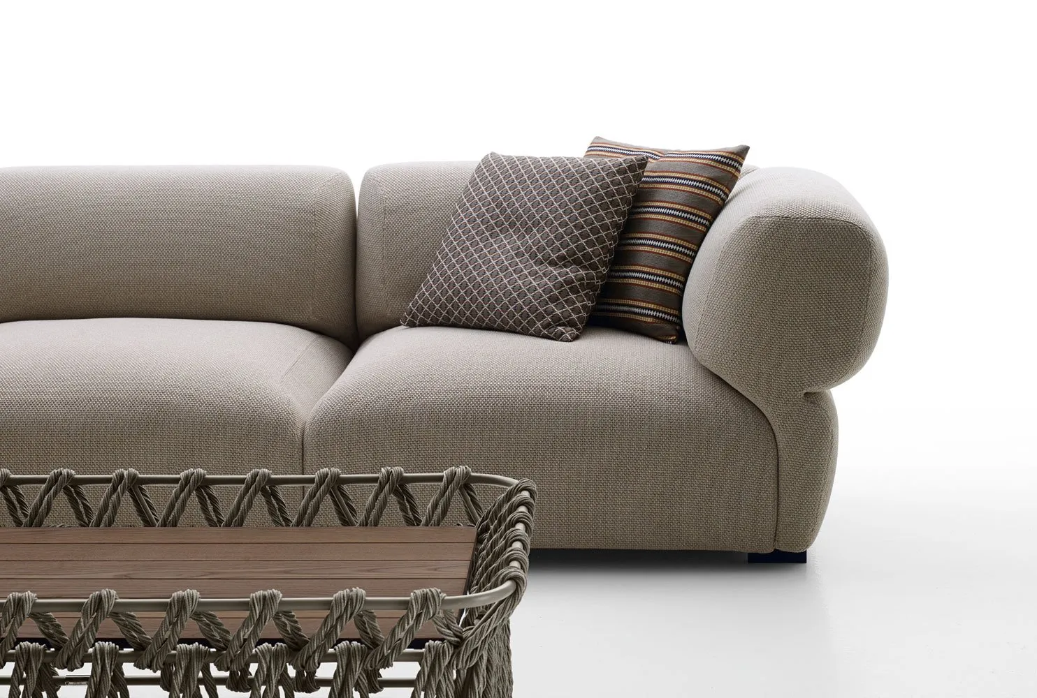 Butterfly Outdoor – B&B Italia Outdoor at Mesmetric