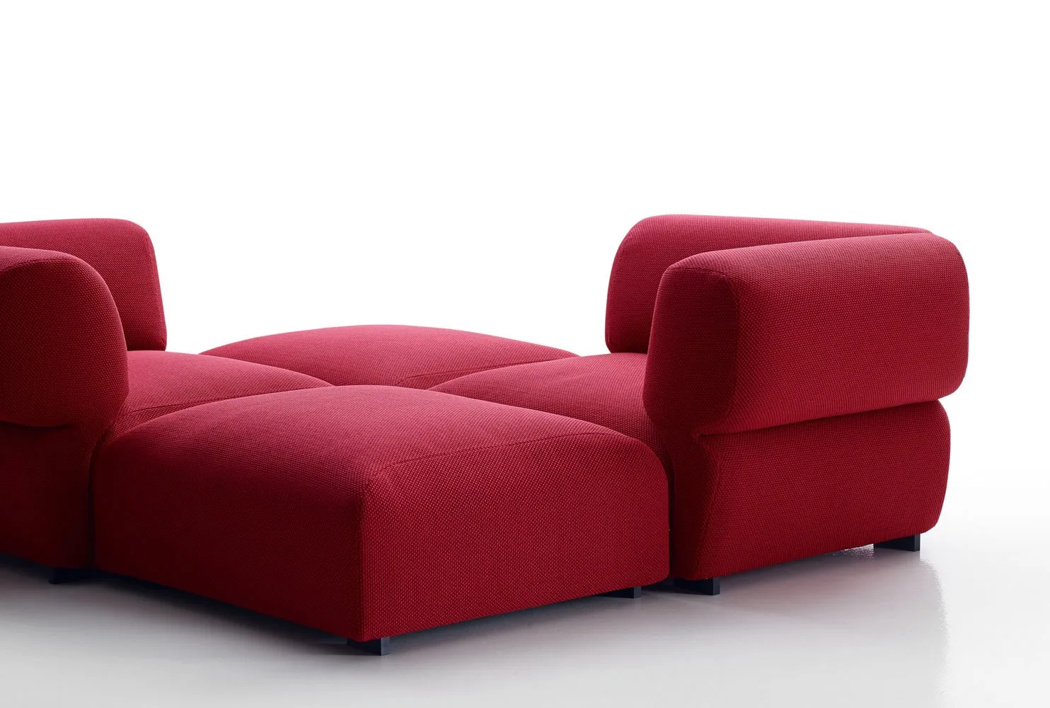 Butterfly Outdoor – B&B Italia Outdoor at Mesmetric