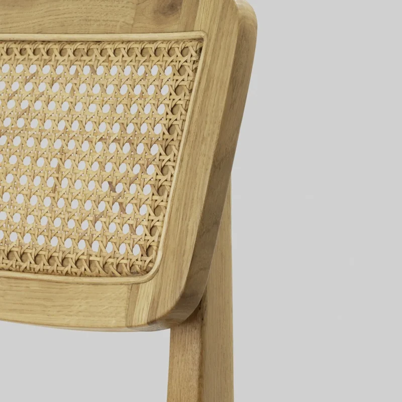 C-chair dining