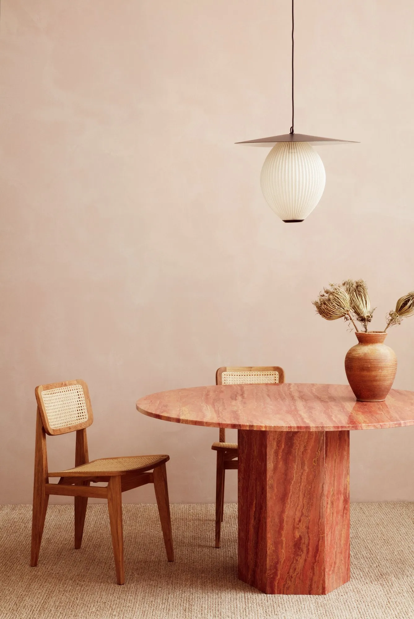 C-chair dining
