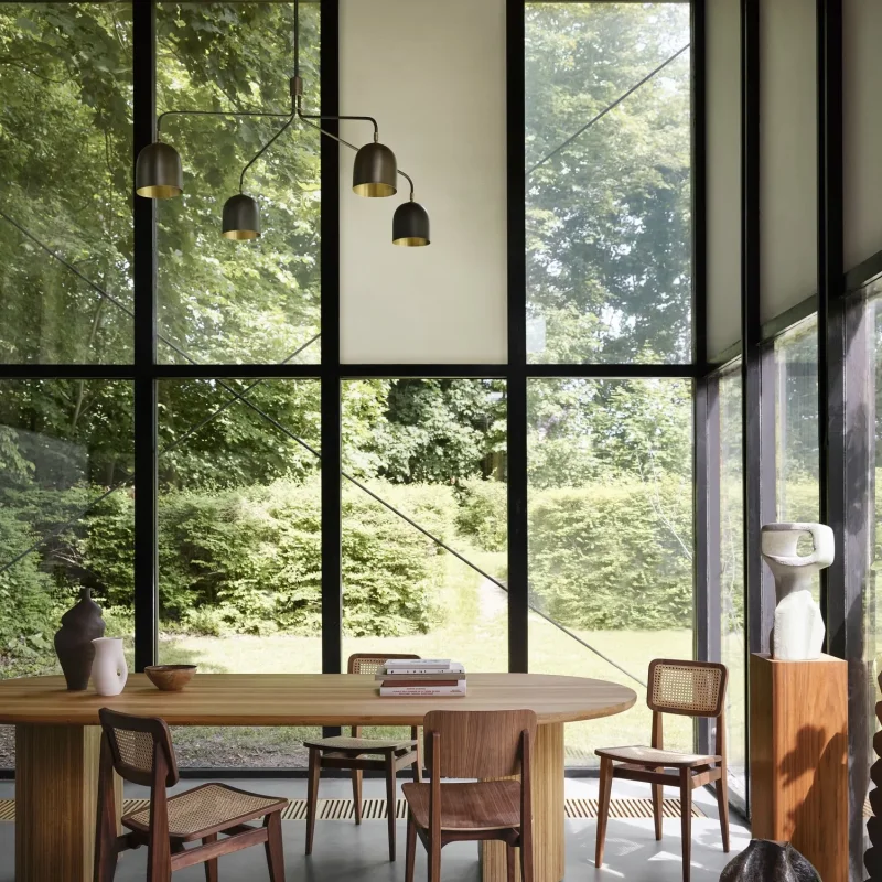 C-chair dining
