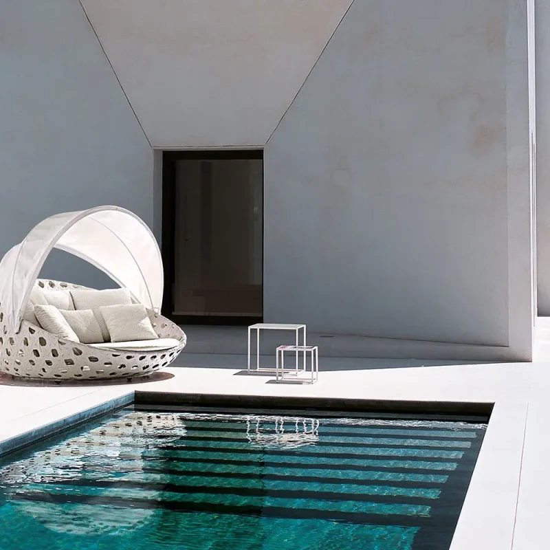 Canasta – B&B Italia Outdoor at Mesmetric