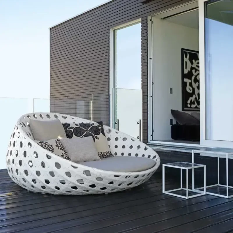 Canasta – B&B Italia Outdoor at Mesmetric