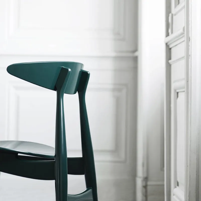 CH33T - Carl Hansen w Mesmetric