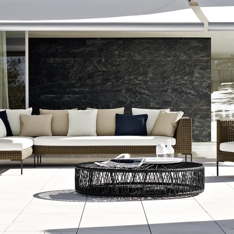 Charles Outdoor - B&B Italia Outdoor w Mesmetric
