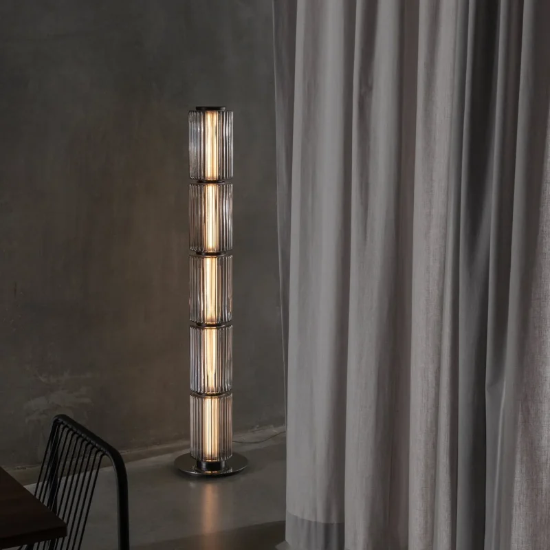 Column Floor - A-n-d w Mesmetric