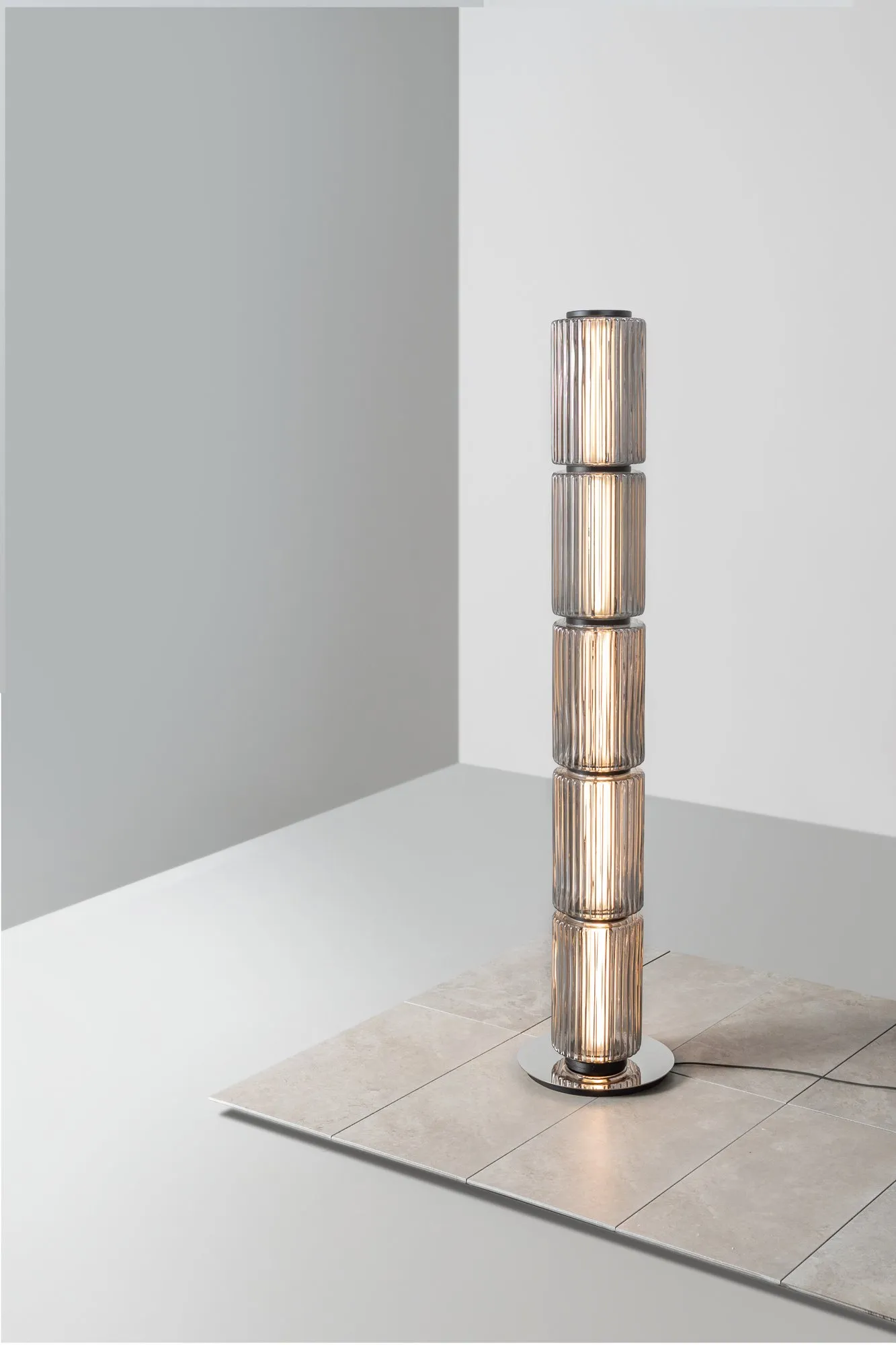 Column Floor - A-n-d w Mesmetric