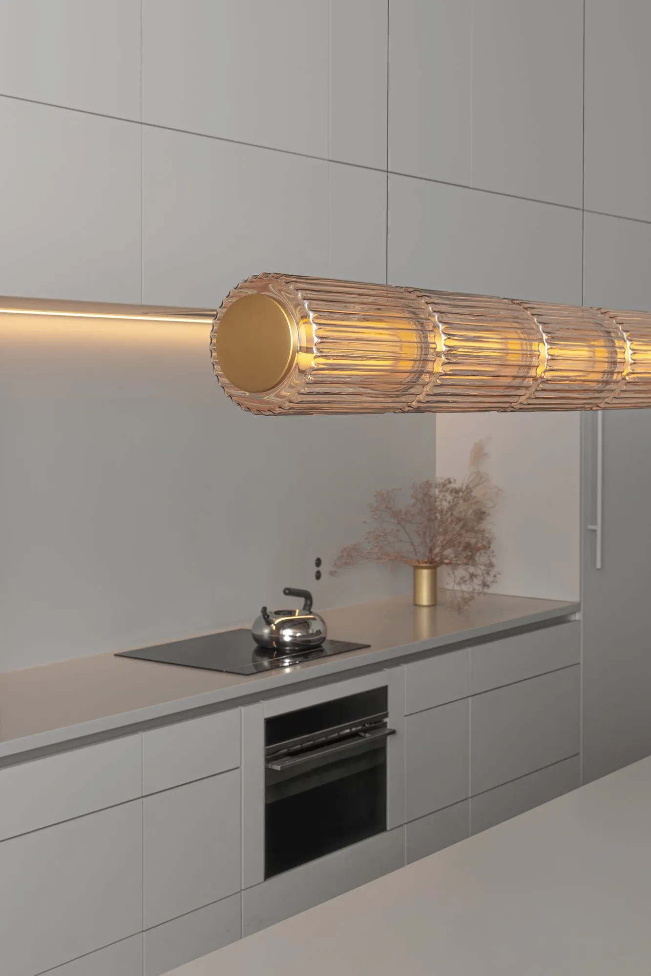 Column Horizontal - A-n-d w Mesmetric