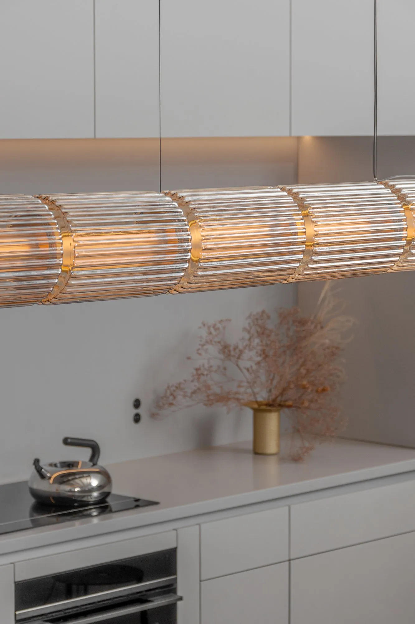 Column Horizontal - A-n-d w Mesmetric