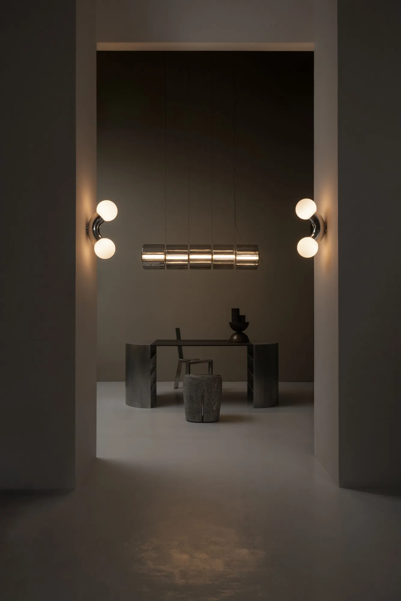 Column Horizontal - A-n-d w Mesmetric