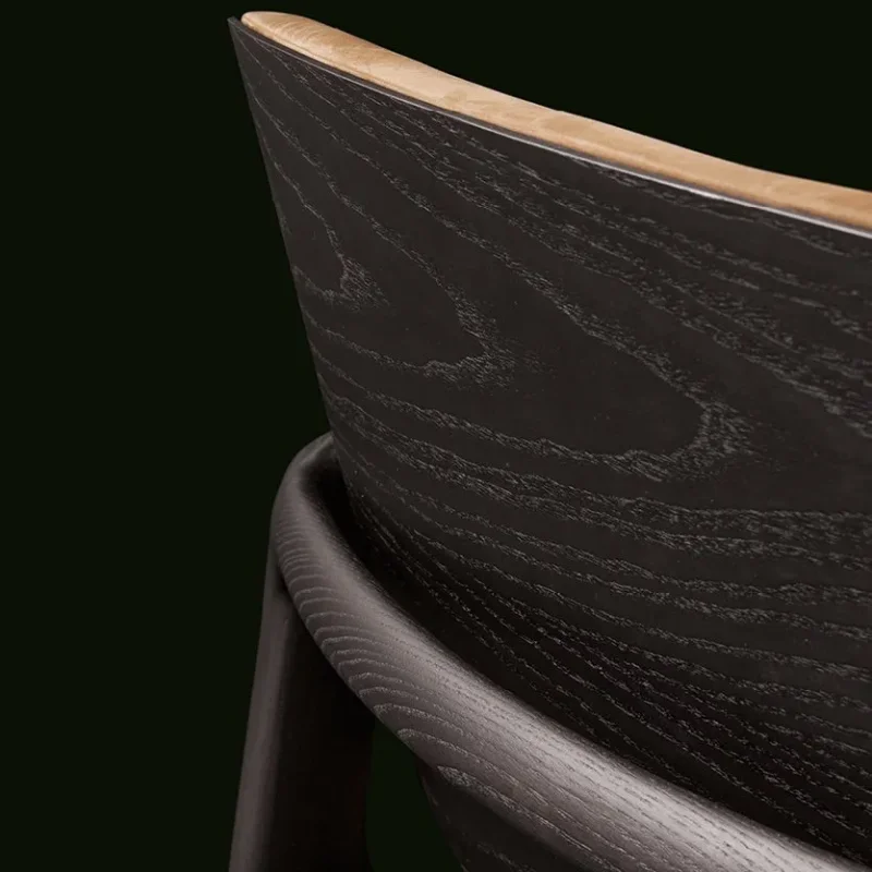 Curve – Poliform at Mesmetric