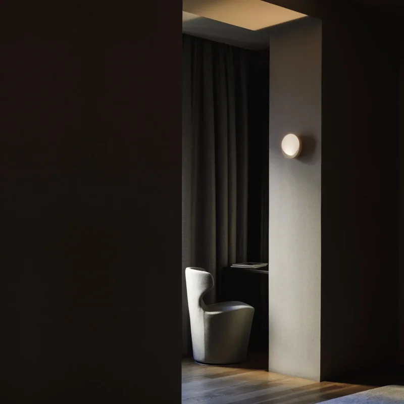 Dots Wall 4665