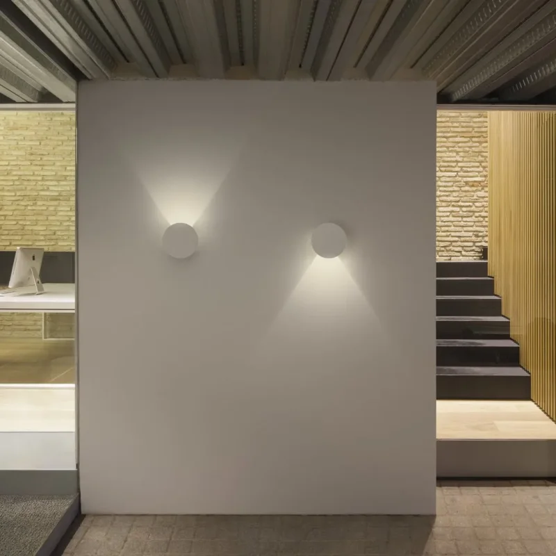 Dots Wall 4670 - Vibia w Mesmetric