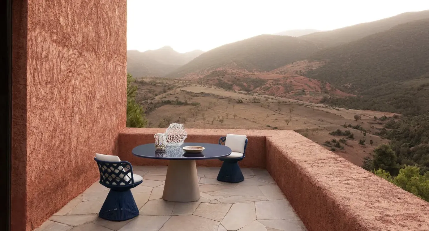 Flair O' Couture Outdoor - B&B Italia w Mesmetric