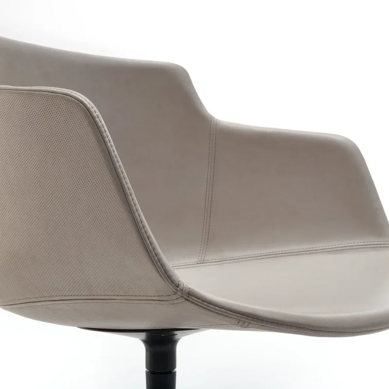 Flow Slim Leather Central Leg – MDF Italia at Mesmetric