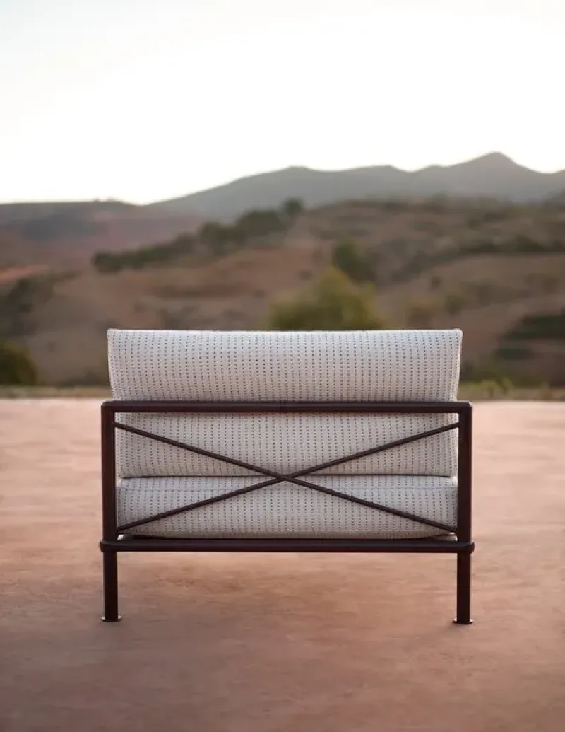 Nooch Armchair Outdoor - B&B Italia Outdoor w Mesmetric