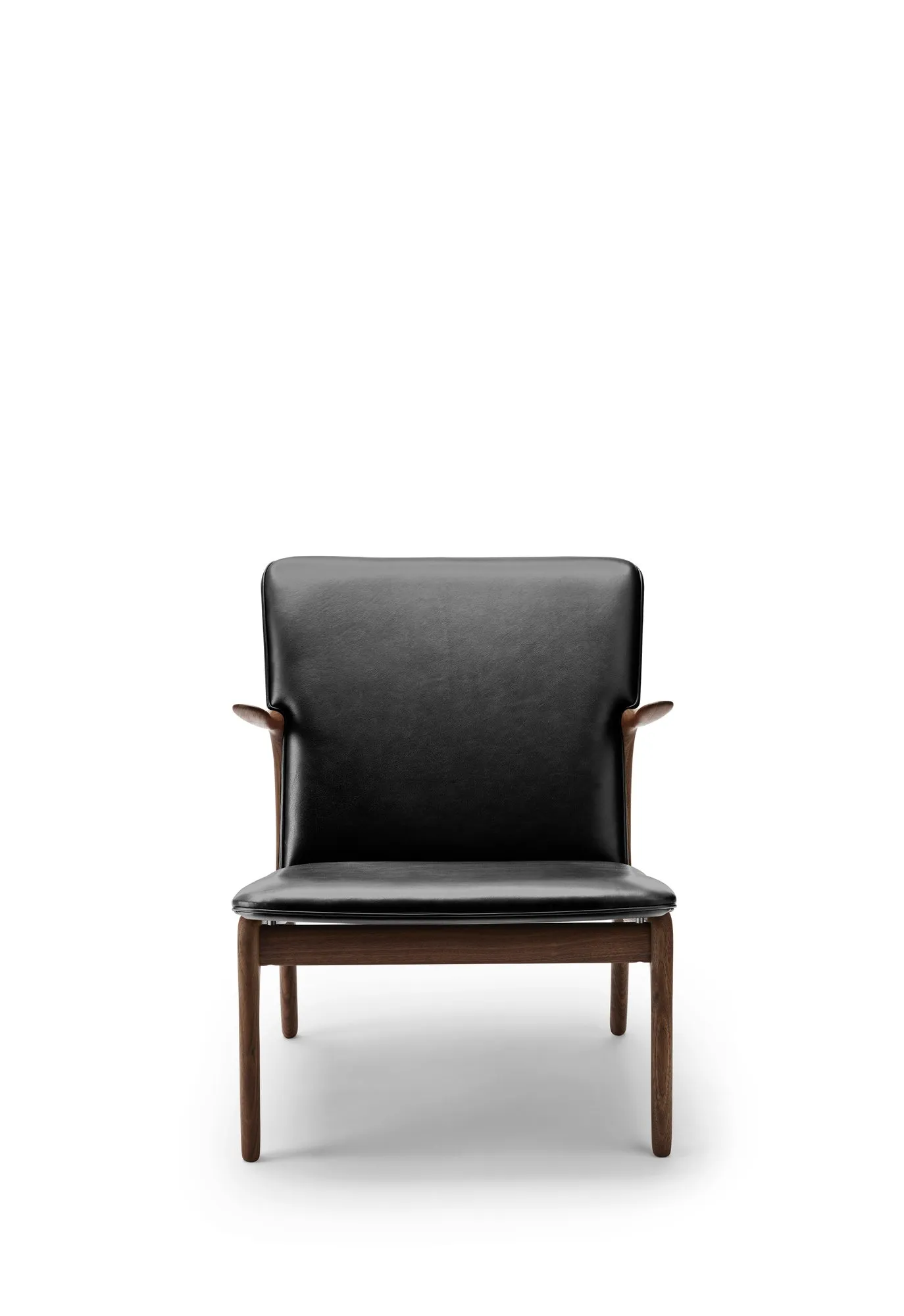 OW124 Beak Chair - Carl Hansen w Mesmetric