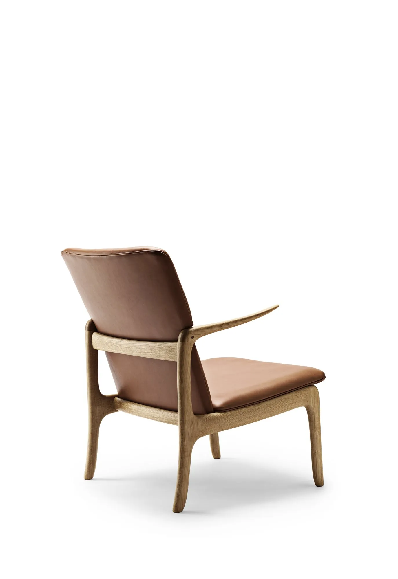 OW124 Beak Chair - Carl Hansen w Mesmetric