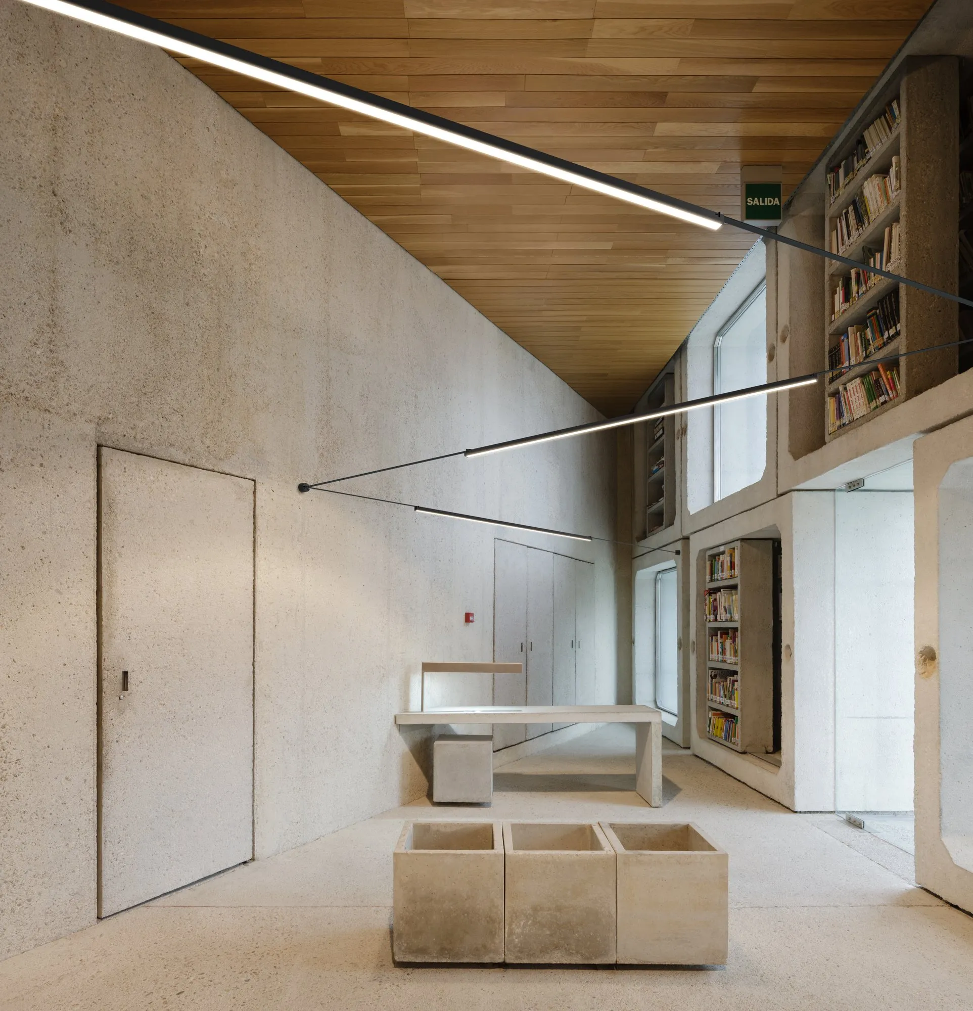 Plusminus – Vibia at Mesmetric