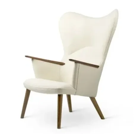 CH78 Mama Bear Chair - Carl Hansen w Mesmetric