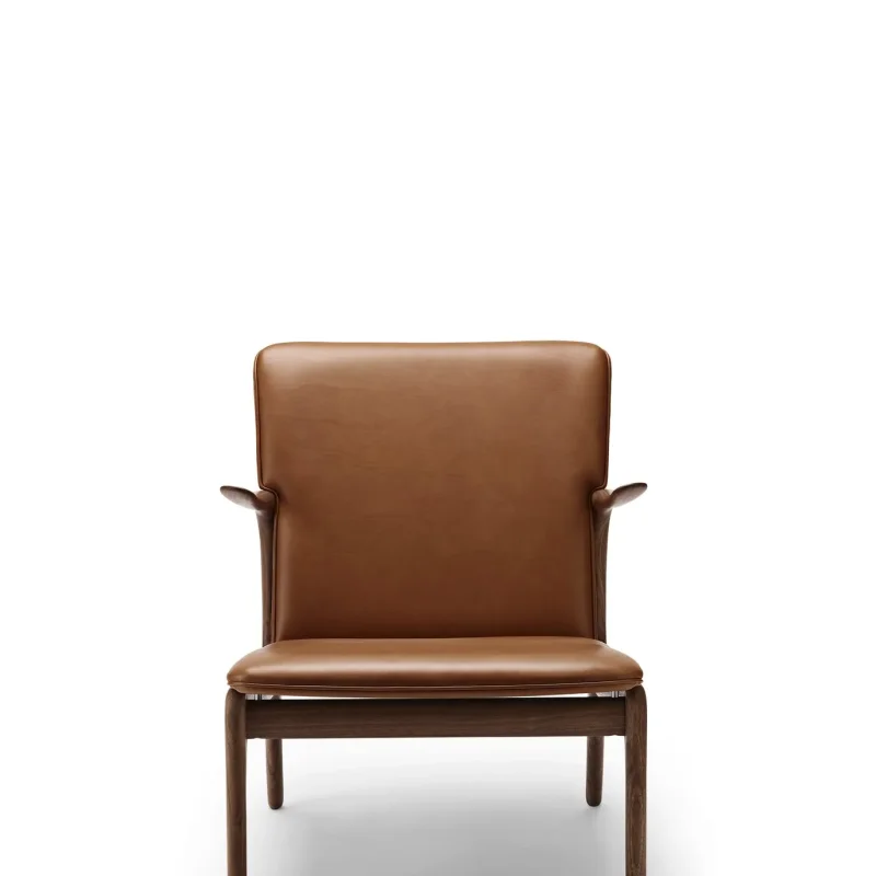 OW124 Beak Chair - Carl Hansen w Mesmetric