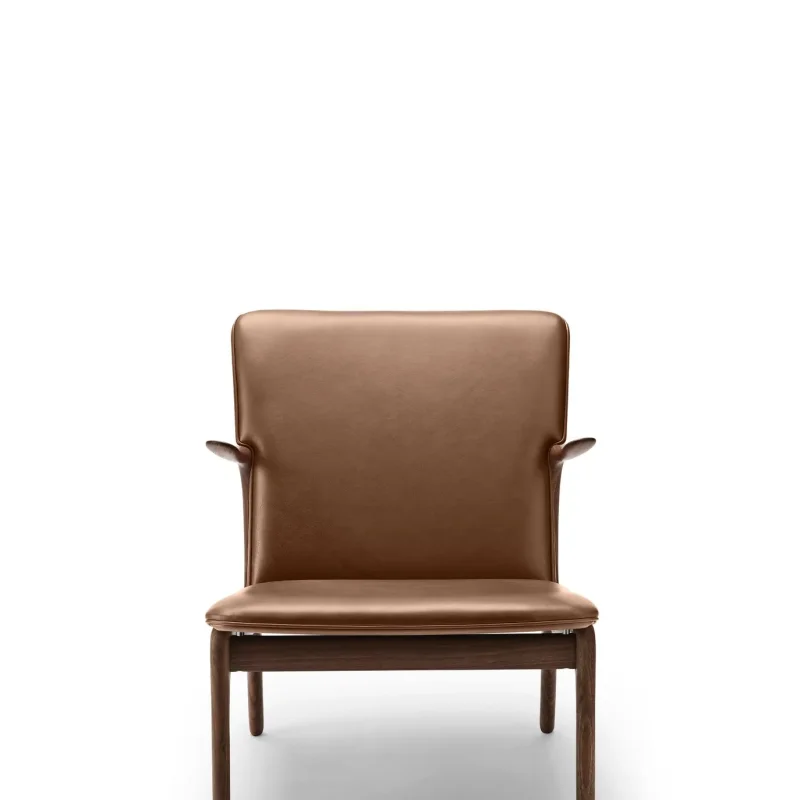 OW124 Beak Chair - Carl Hansen w Mesmetric