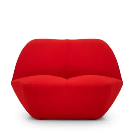 Kisss Lounge Chair