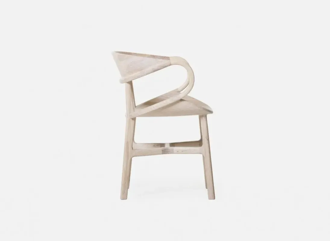 107 Vivien – De La Espada at Mesmetric