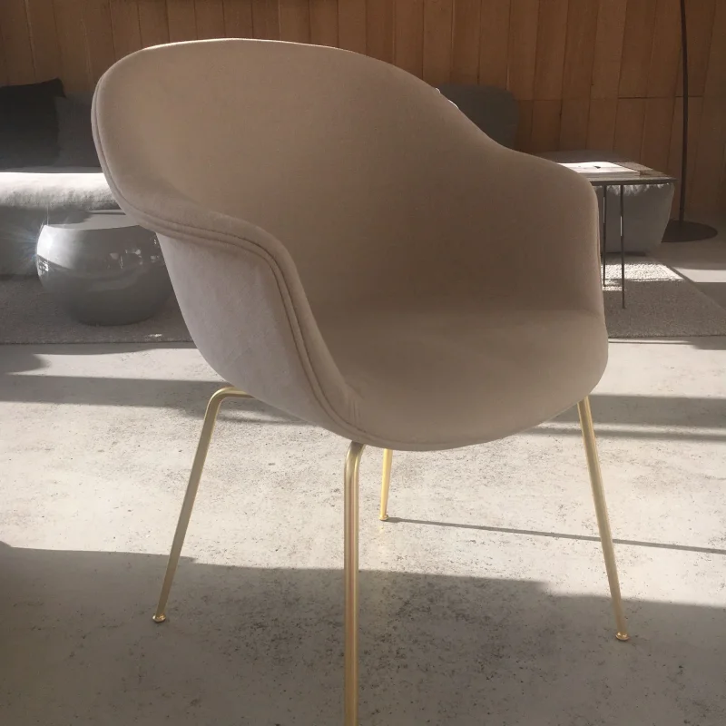 Bat Dining Conic Base Upholstered – Gubi.dk at Mesmetric