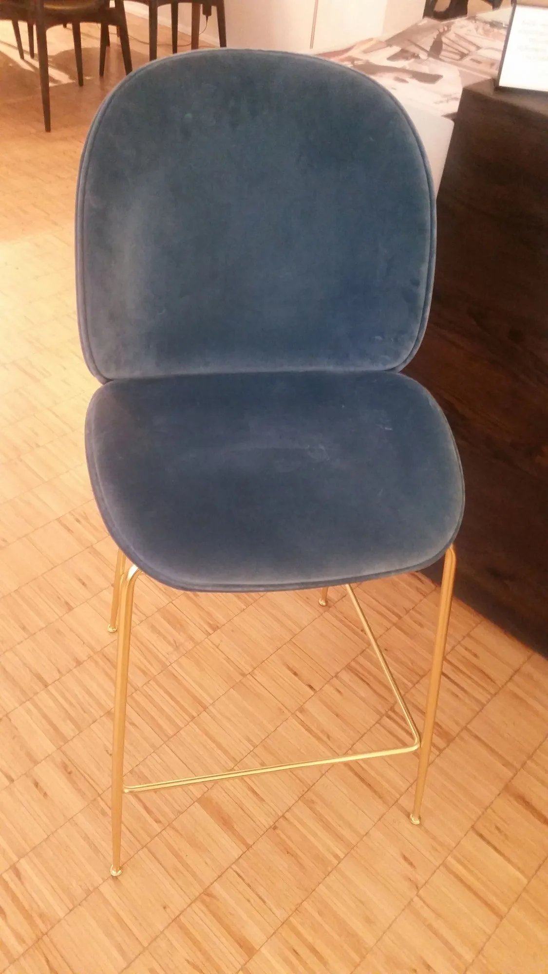 Beetle Conic Base – Gubi.dk at Mesmetric