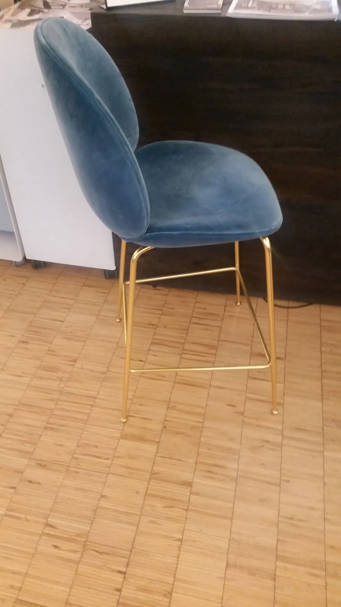 Beetle Conic Base – Gubi.dk at Mesmetric