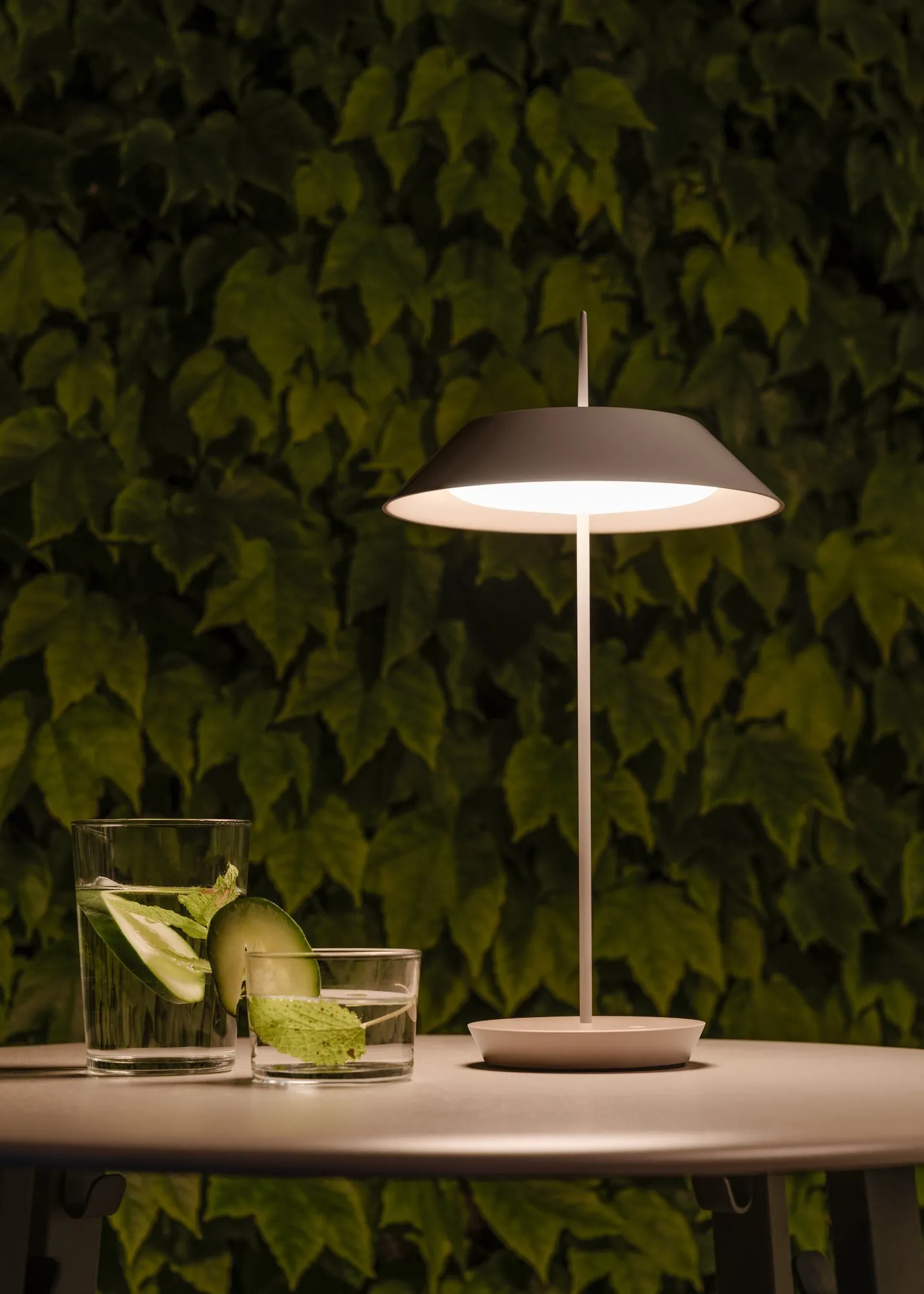 Mayfair Mini 5495 Portable - Vibia w Mesmetric