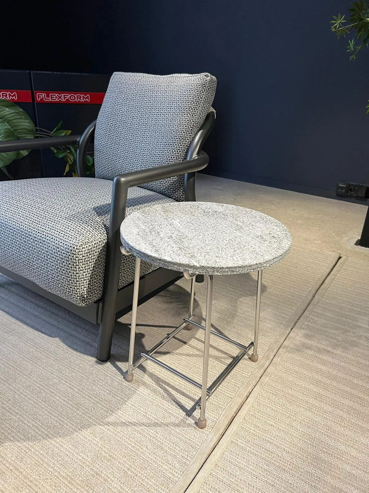 Any Day Small Table Round – Flexform at Mesmetric
