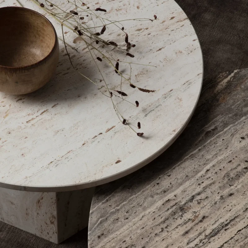 Epic travertine - Gubi.dk w Mesmetric