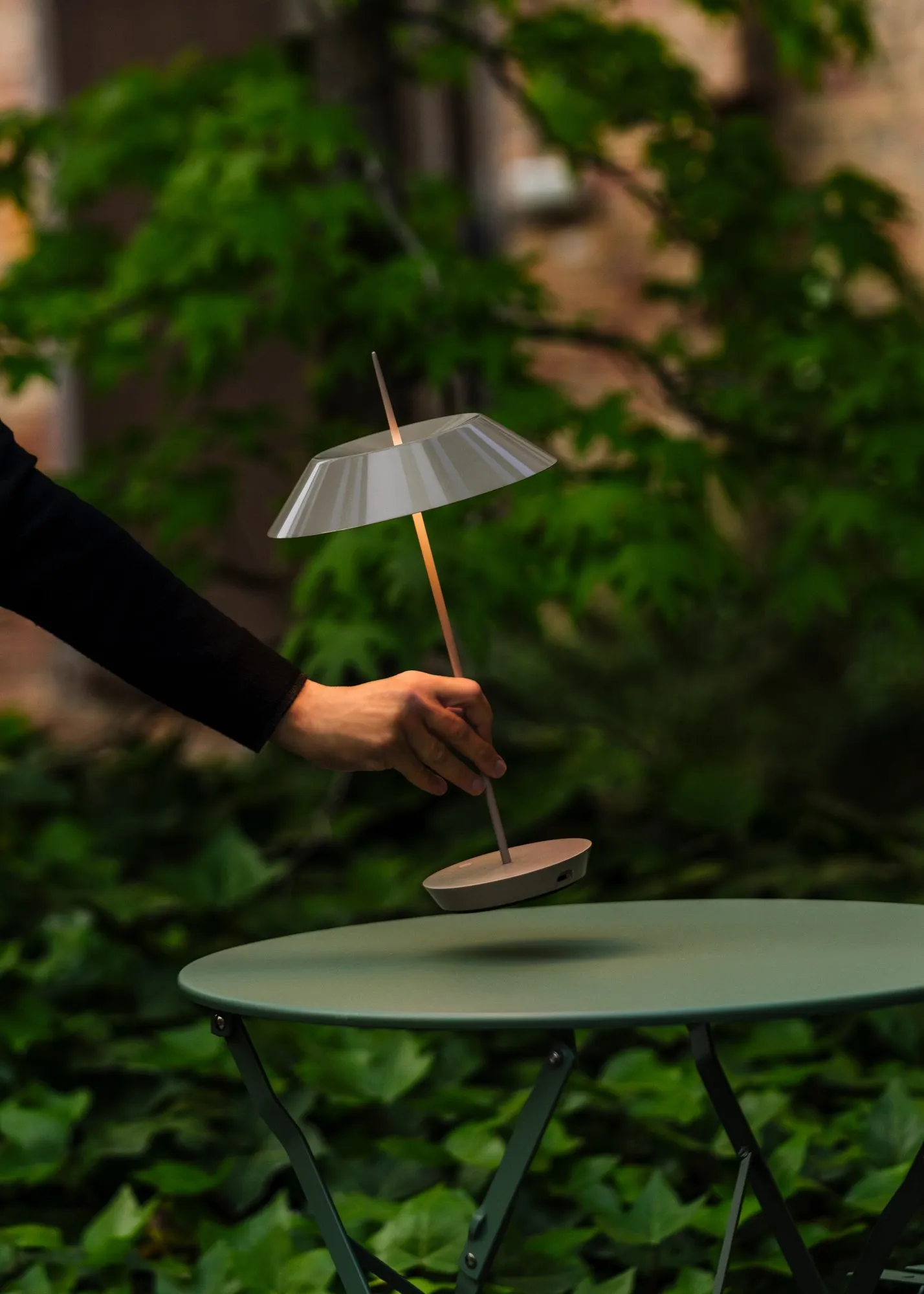 Mayfair Mini 5495 Portable - Vibia w Mesmetric