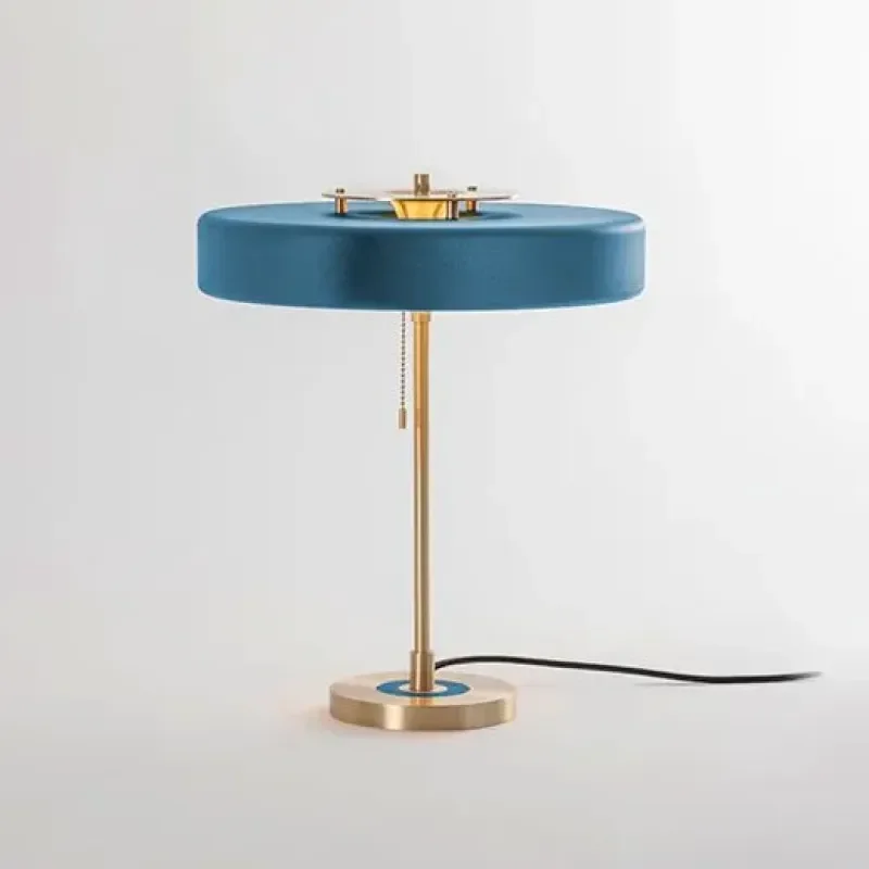Revolve table