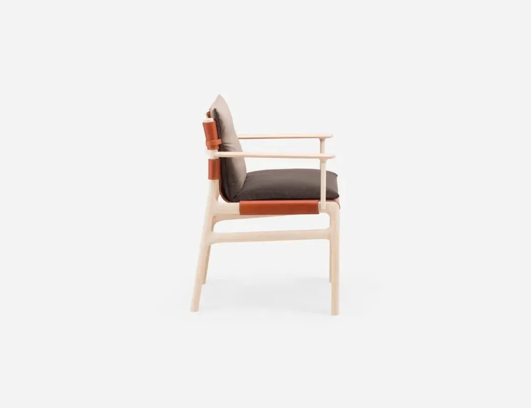 123S Sela Dining Armchair