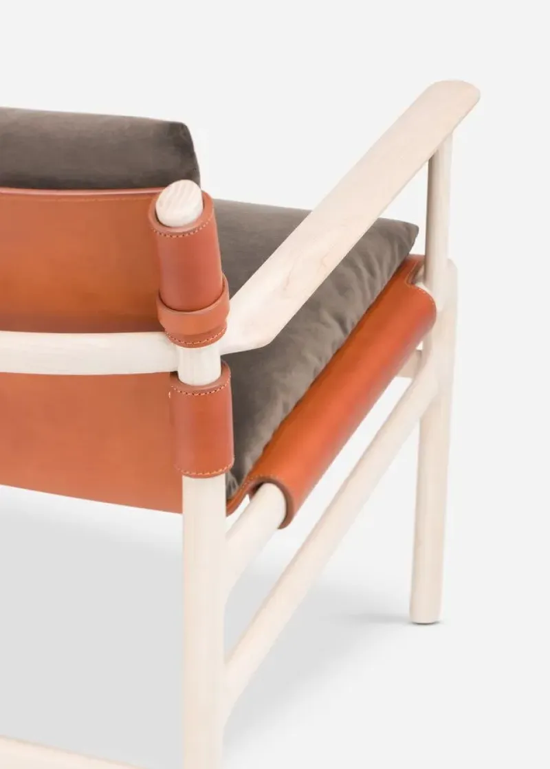 123S Sela Dining Armchair